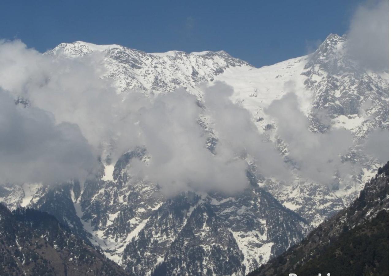 Divyansh Hotel Dharamshala Exterior photo